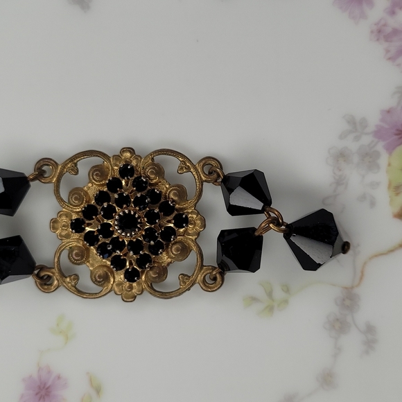 Vintage earrings clip glass beads dangle chandelier unmarked. - Picture 7 of 10